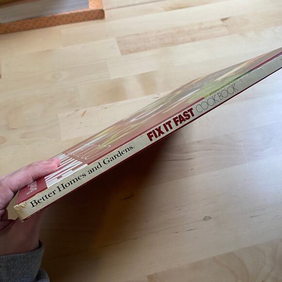 Vintage 1983 Better Homes & Garden Fix It Fast Hardcover Cookbook - Picture 9 of 9